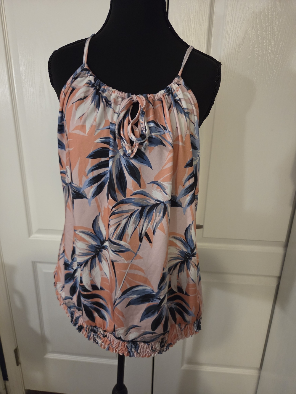 VENUS Peach and Navy Tropical Print Camisole